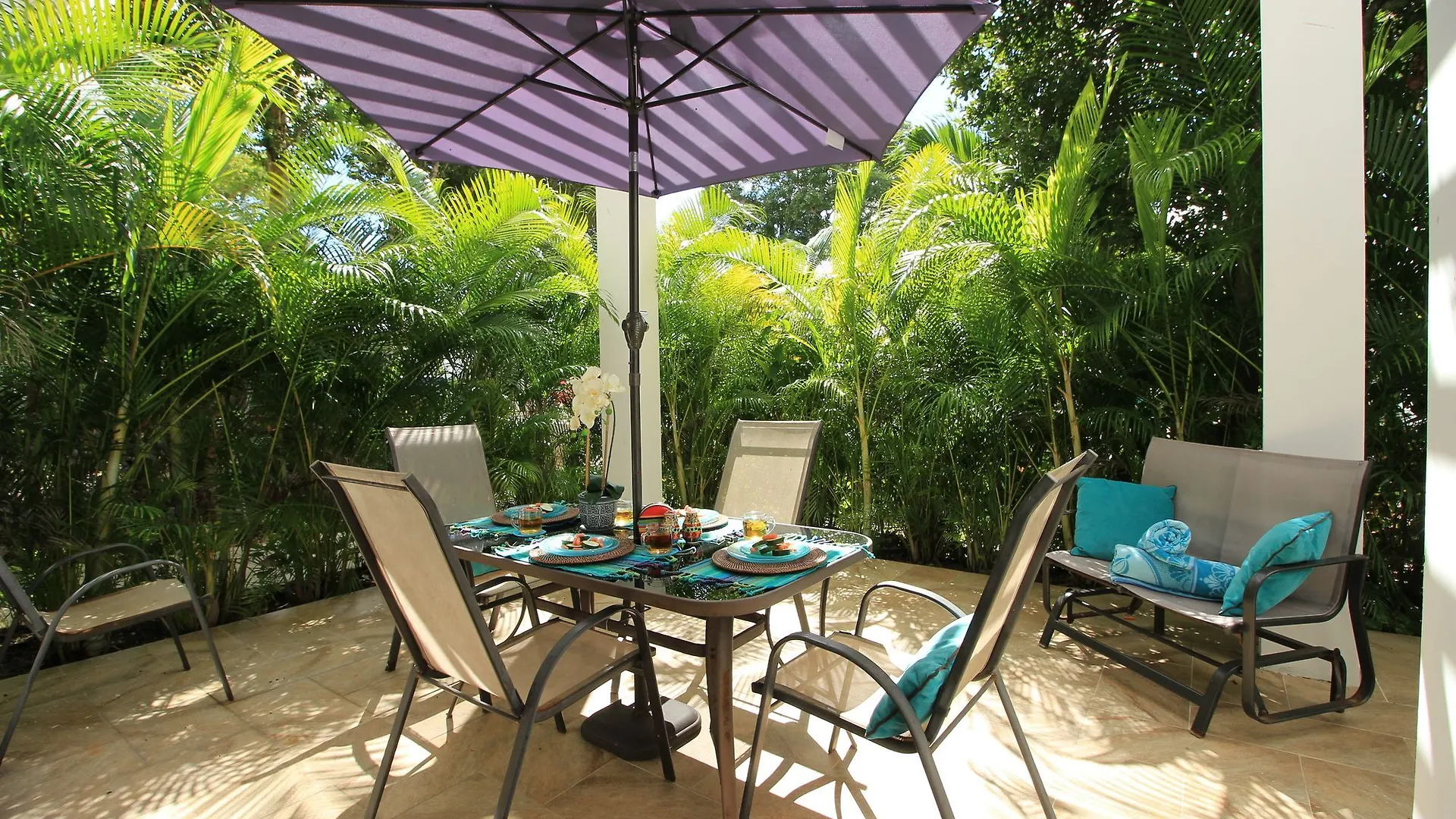 Home In Wellness Community By Olahola Akumal Apartment